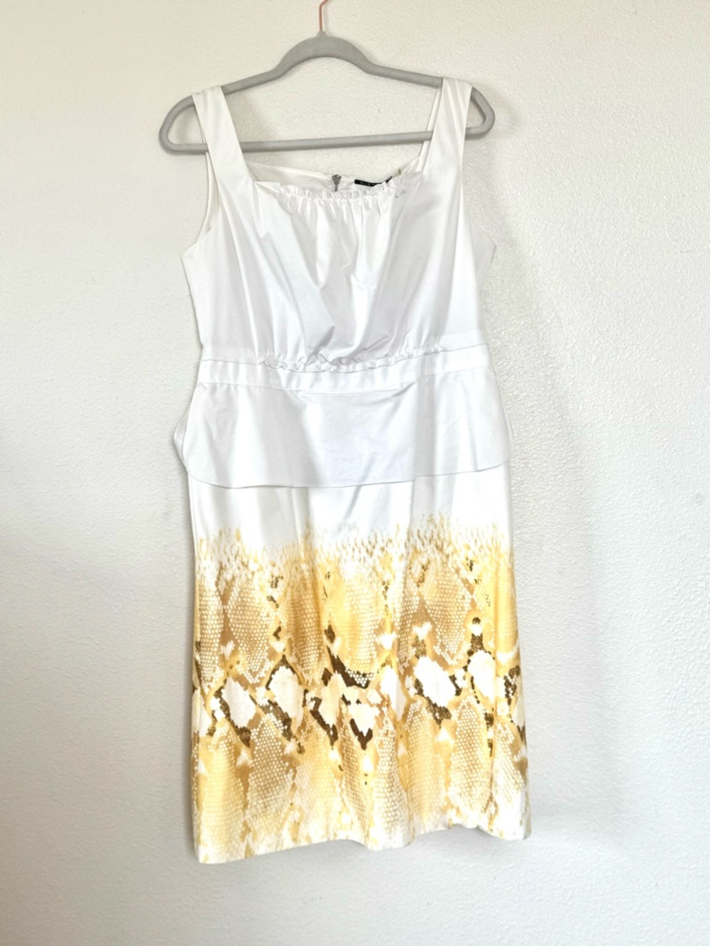 ELIE TAHARI BROOKE PEPLUM SHEATH DRESS WHITE SNAKESKIN YELLOW COTTON 12 NEW $368 - Picture 2 of 10